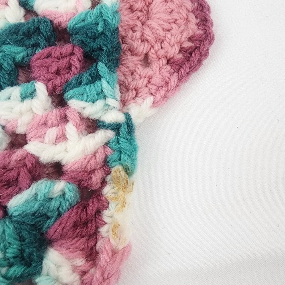 Vintage Handmade Crocheted Lot of 10 Hot‎ Pads Pot Holders 8 Coasters With Stand
